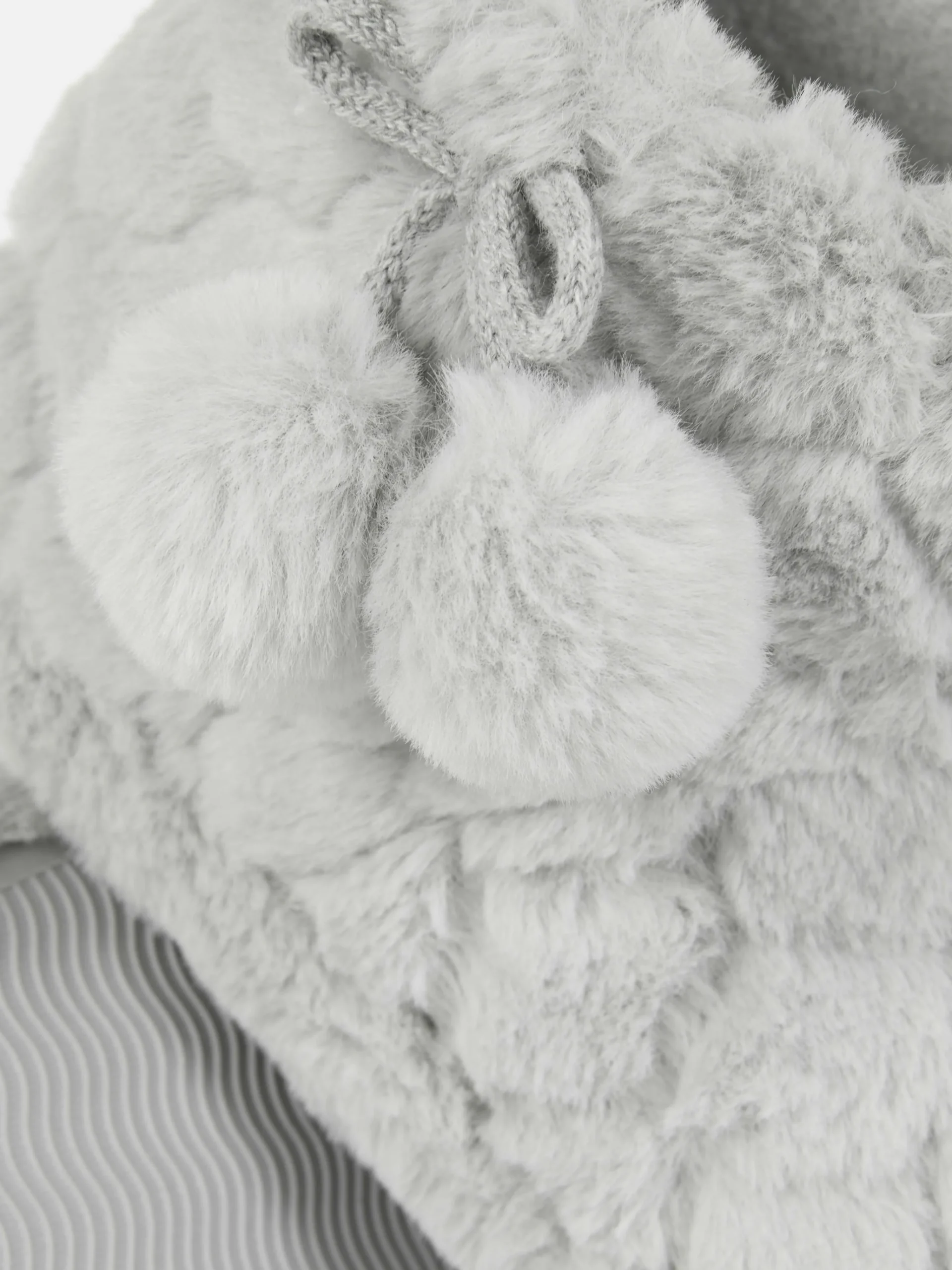 MULHER Primark Chinelos E Pantufas^Botas Felpudas Pompons