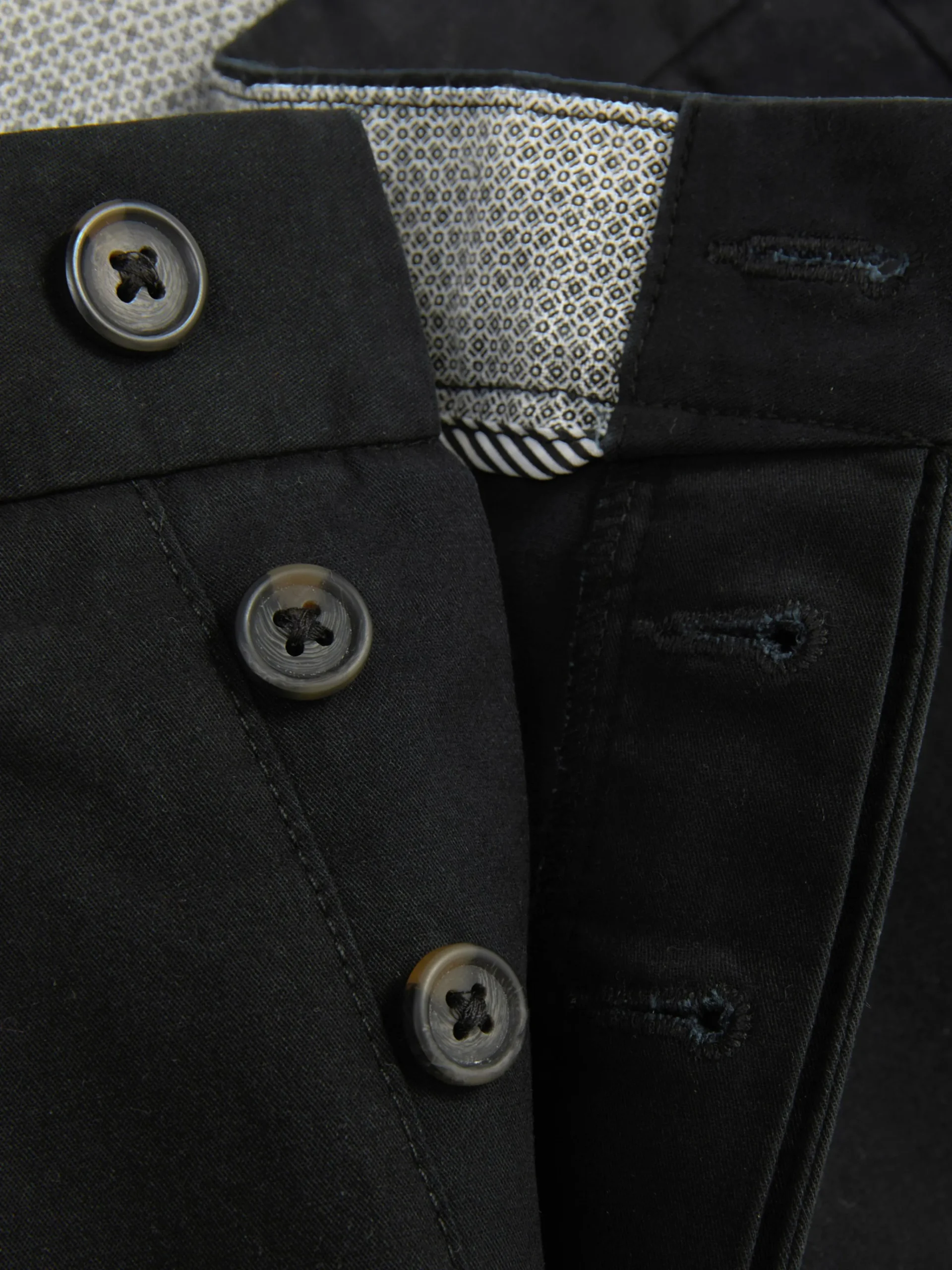 Primark Calças^Calças Chino Elásticas Corte Perna Direita